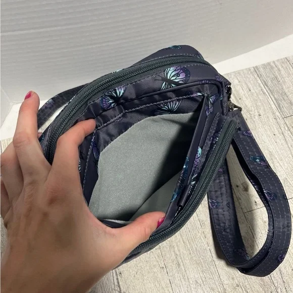Lug Crossbody Bag with Butterfly Design - Gray and Purple - Picture 4 of 6
